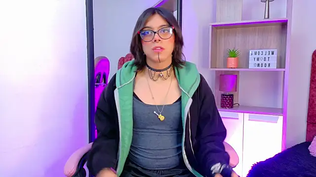 Lullaby Charade online show from 01-09-26, 12:23