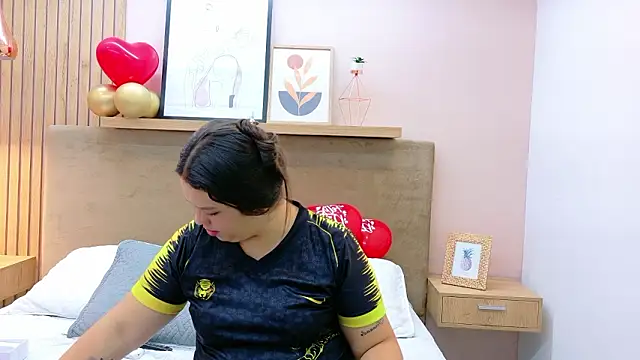 Tessa Stone online show from 02-27-26, 03:51