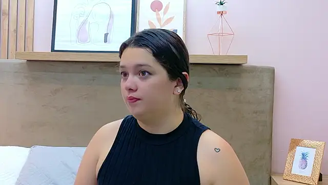 Tessa Stone online show from 02-12-26, 02:33