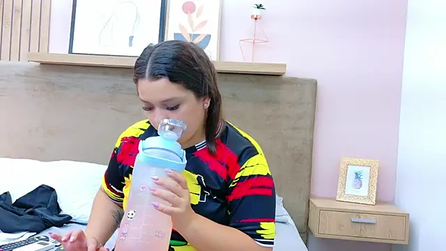 Tessa Stone online show from 01-08-26, 03:12