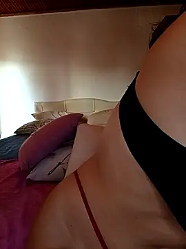 miamia21 online show from 12-18-25, 01:37