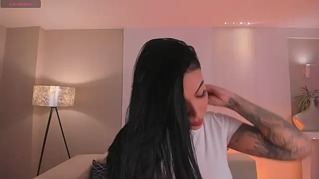 Snapshot of ChristineFord_ chatting on 02-27-26, 01:00 ChristineFord online show from 02-27-26, 01:00