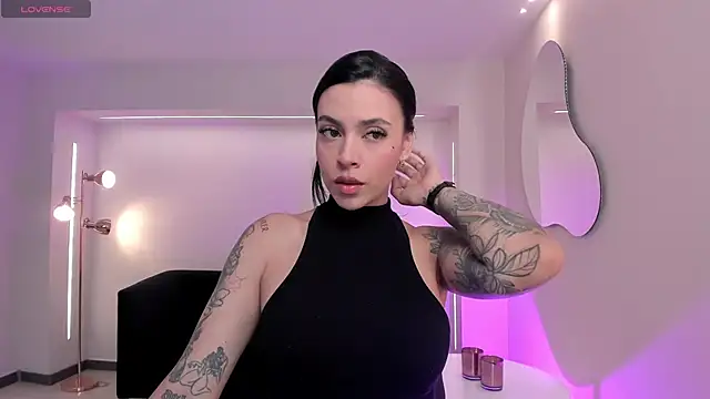 ChristineFord  online show from 11-09-25, 05:39