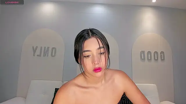 ScarlettBlaze  online show from 03-27-26, 12:06