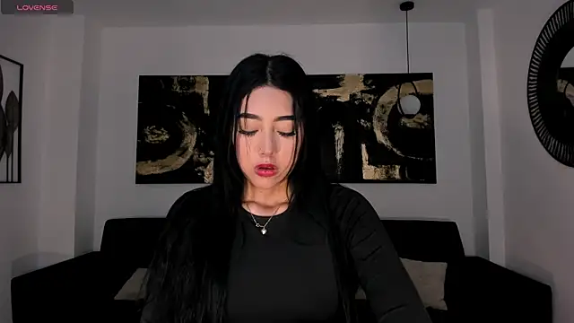 ScarlettBlaze  online show from 05-09-26, 11:57