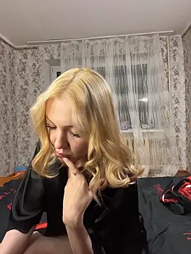 AlexandraXKitty online show from 02-04-26, 10:27