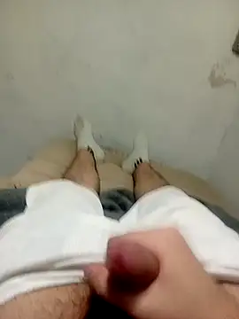CuteAlexBoy online show from 04-13-26, 10:47