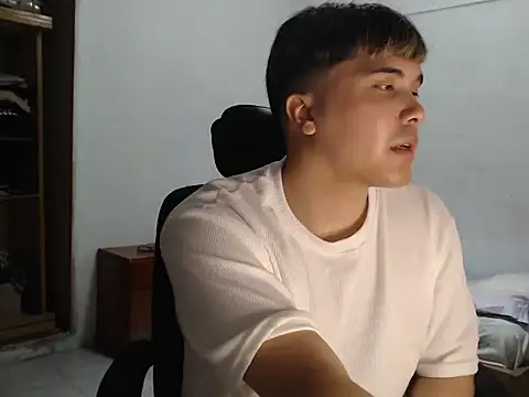 CuteAlexBoy online show from 02-08-26, 03:32