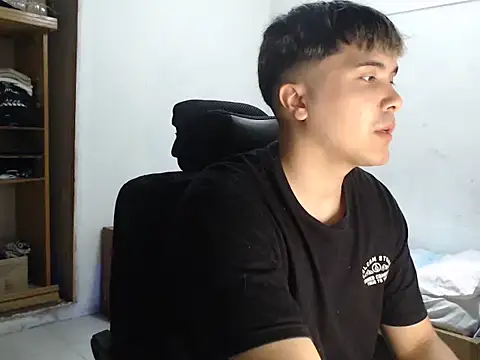 CuteAlexBoy online show from 02-06-26, 03:41