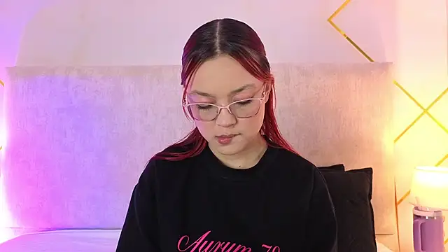 Martinaa Garcia online show from 05-25-26, 07:45