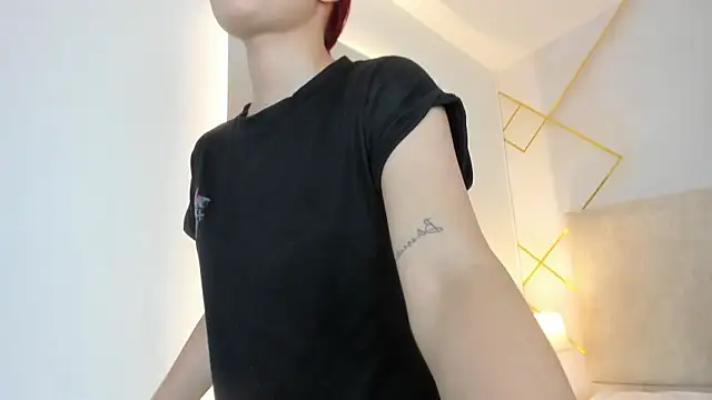 Martinaa Garcia online show from 02-15-26, 07:02