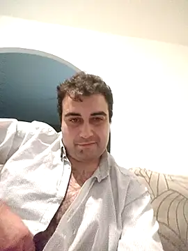 GluingPerson online show from 11-09-25, 02:59