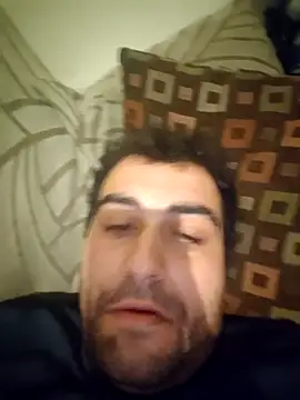 GluingPerson online show from 11-15-25, 11:42