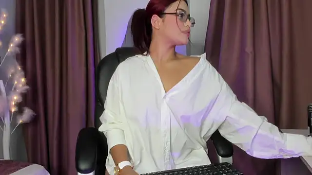 camila  bouzas online show from 03-27-26, 11:33