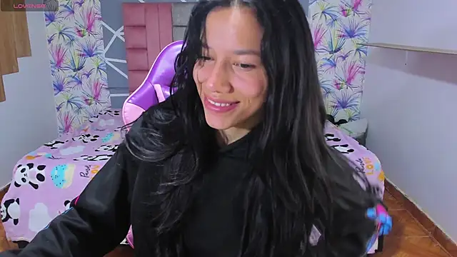 AdelaidaManson18 online show from 11-26-25, 03:28