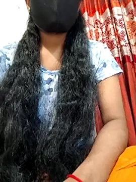 Snapshot of Zisha- chatting on 10-19-25, 04:43 Zisha- online show from 10-19-25, 04:43