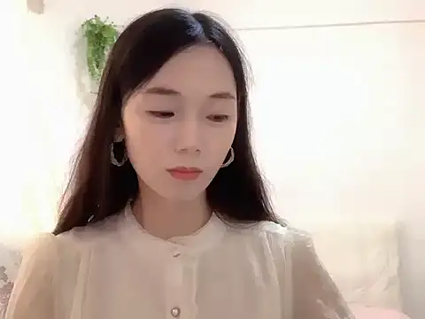 Keke-Baby170 online show from 10-28-25, 06:45