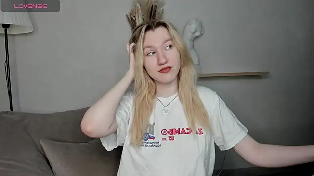 LinaRayy online show from 12-02-25, 08:05