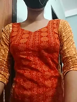 Snapshot of Ratri-Biswas chatting on 06-19-26, 04:51 Ratri-Biswas online show from 06-19-26, 04:51