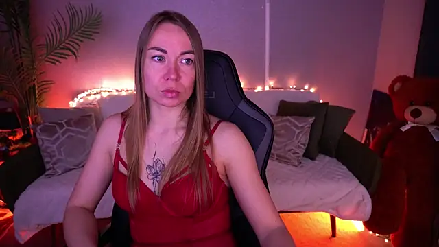 VixenMuse online show from 04-13-26, 08:24