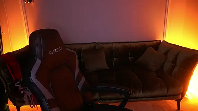 VixenMuse online show from 11-05-25, 09:07