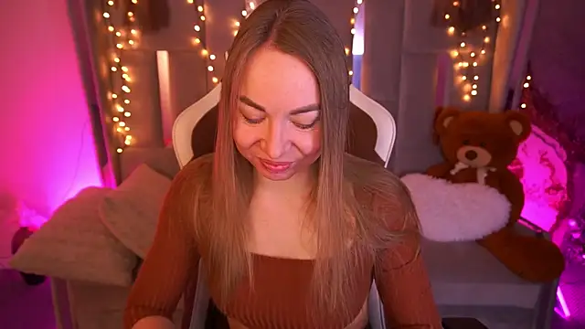 VixenMuse online show from 03-15-26, 09:00