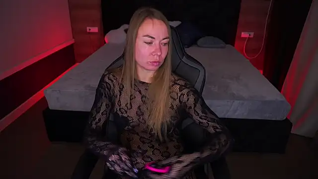 VixenMuse online show from 12-03-25, 09:14