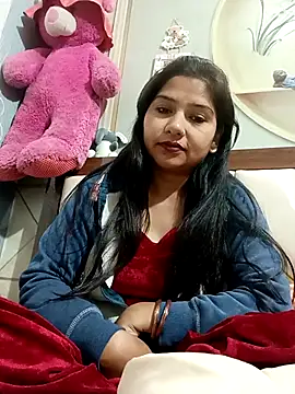 Vanshika1432 online show from 11-15-25, 02:48