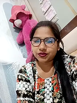 Vanshika1432 online show from 10-29-25, 04:11