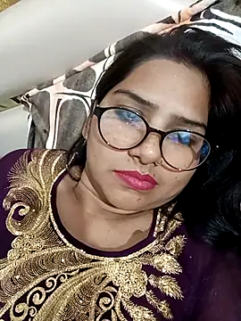 Vanshika1432 online show from 11-10-25, 04:23