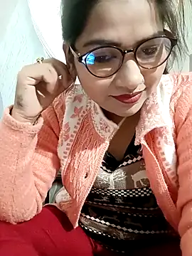 Vanshika1432 online show from 12-18-25, 05:12