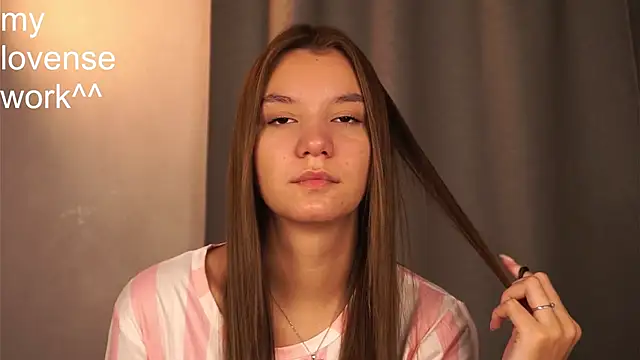 BrynnHolverson online show from 10-26-25, 07:25