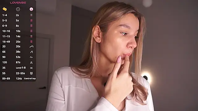 BrynnHolverson online show from 02-22-26, 07:15