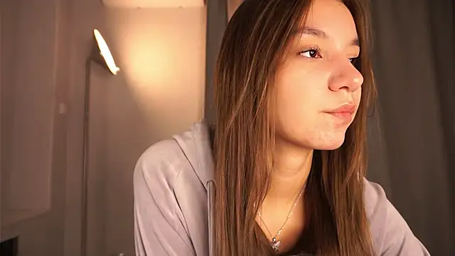 BrynnHolverson online show from 10-24-25, 05:23