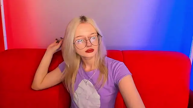 AlessaKiss online show from 02-08-26, 01:47