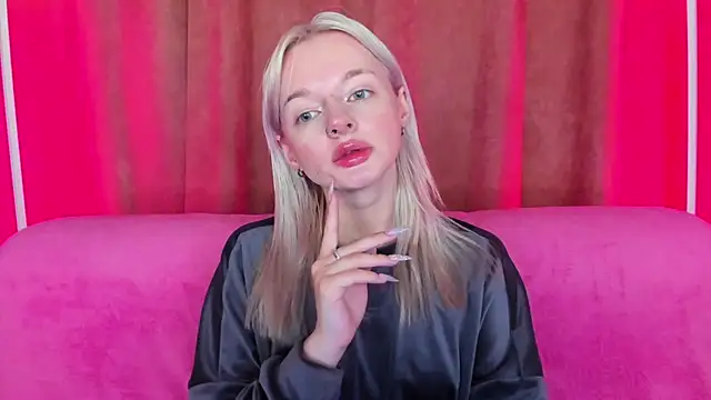 AlessaKiss online show from 05-07-26, 01:43