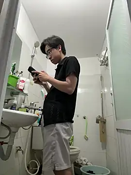 liamhn2k4 online show from 03-25-26, 11:53