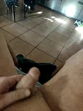 Italianstyle79 online show from 02-15-26, 02:38