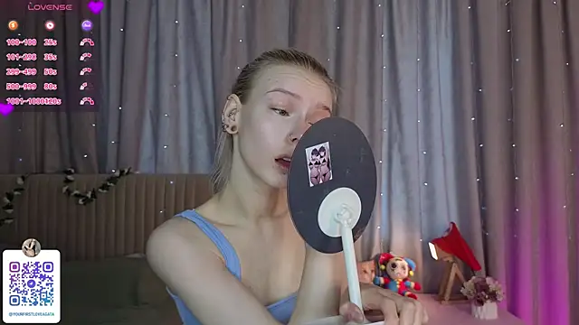 Snapshot of Sunshine_agata chatting on 06-22-26, 04:53 Sunshine agata online show from 06-22-26, 04:53
