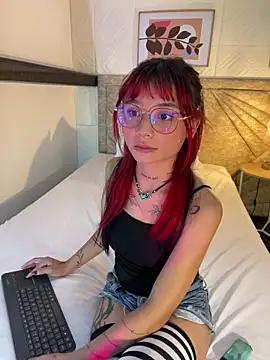 Emma duff online show from 03-07-26, 08:03