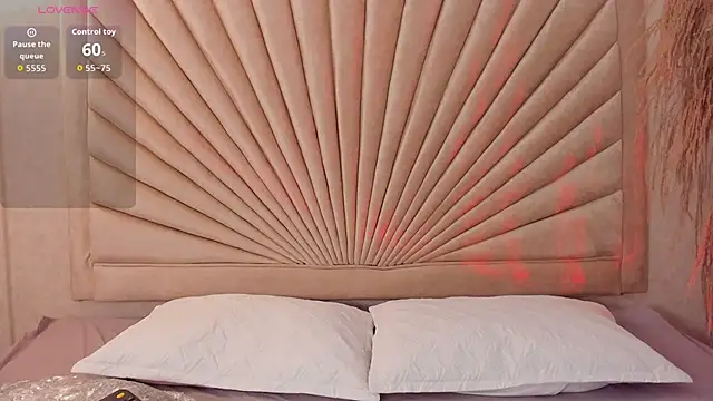 Emma duff online show from 11-25-25, 11:54