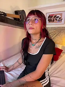 Emma duff online show from 04-16-26, 09:39