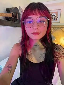 Emma duff online show from 04-03-26, 07:42