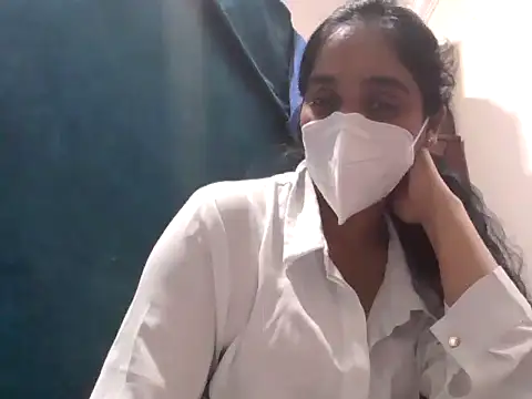 shainiasha1 online show from 05-25-26, 06:50