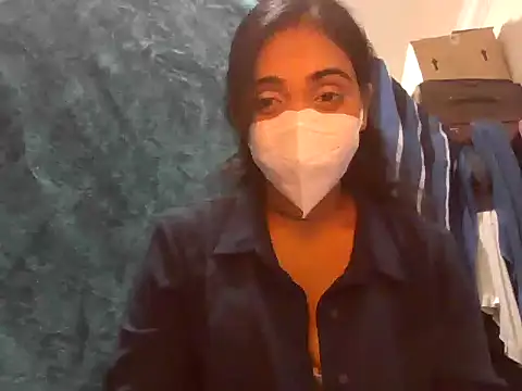 shainiasha1 online show from 05-28-26, 04:57
