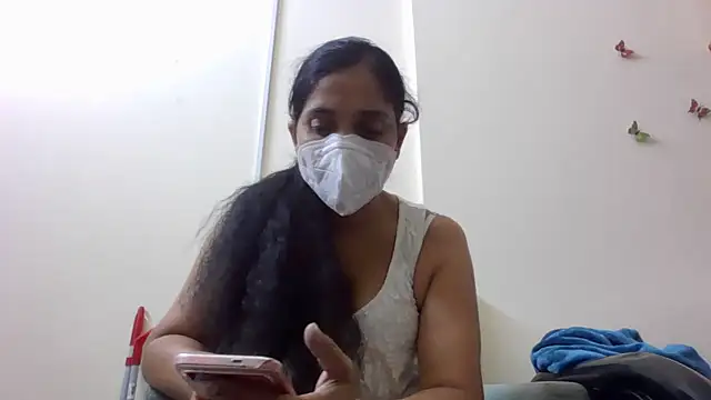 Snapshot of shainiasha1 chatting on 07-18-26, 04:59 shainiasha1 online show from 07-18-26, 04:59