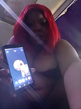 boobsqueenxo online show from 10-18-25, 10:39