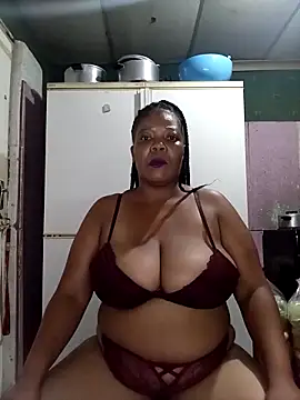 boobsqueenxo online show from 11-26-25, 06:19