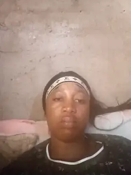 Bretbooty23 online show from 10-21-25, 07:08