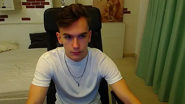 BradyFlint online show from 10-21-25, 04:23